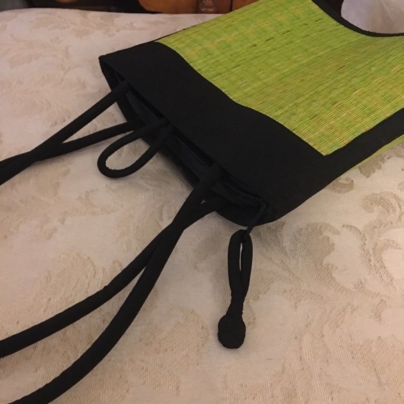 ~Baskets of Cambodia!~ Hand Woven Wicker Shoulder Bag New without tag - Picture 9 of 10